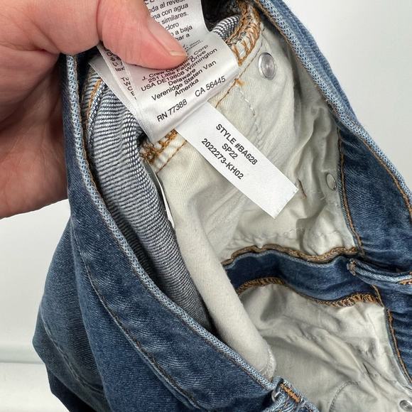 J. Crew Billie Demi-Boot Cropped Jeans in Lantern Wash Distressed - Picture 11 of 11